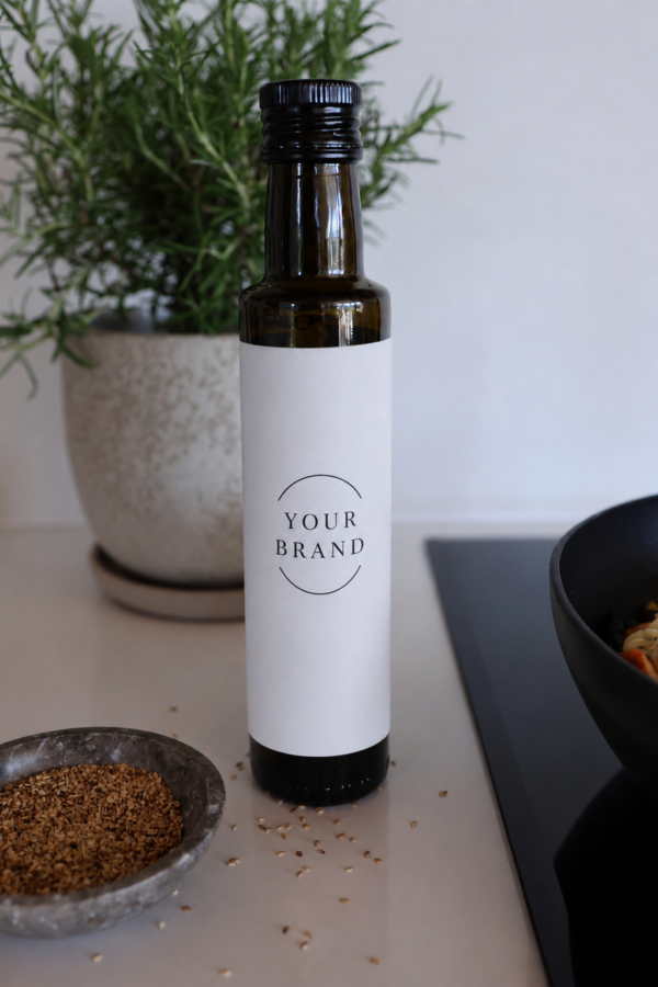 Cold-pressed hemp seed oil - Image 5