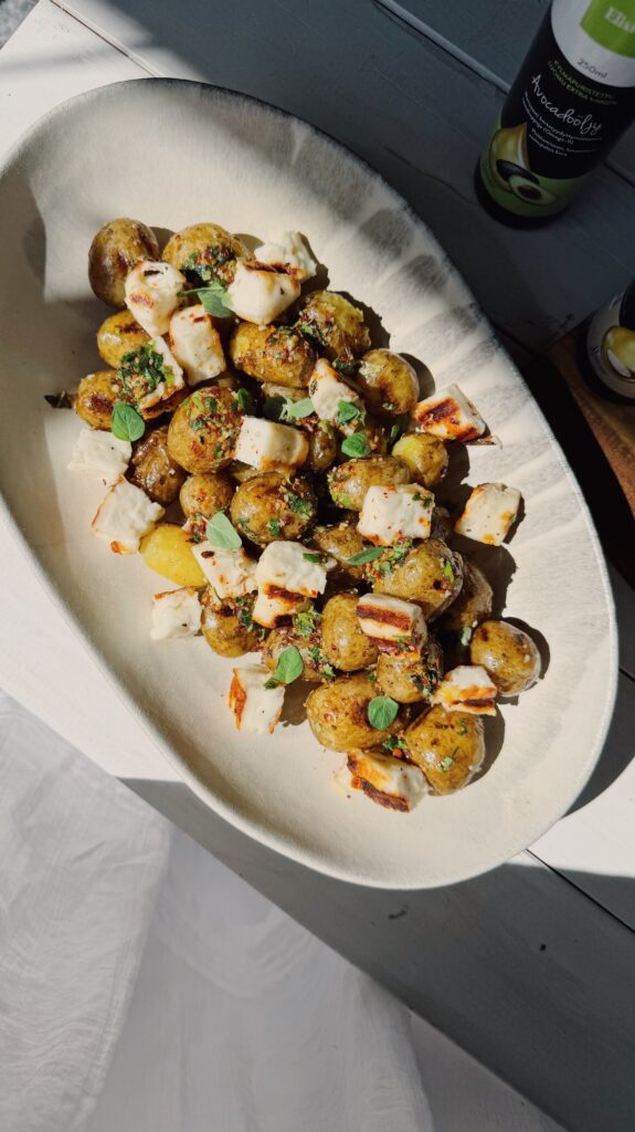 grillatut halloumiperunat foodbytwins tyylillä